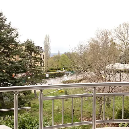 Surrounded By Nature In 1-bdr Flat With Balcony