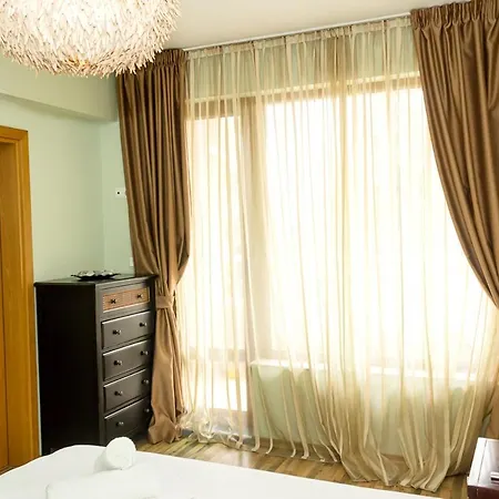 Apartment Surrounded By Nature In 1-bdr Flat With Balcony *