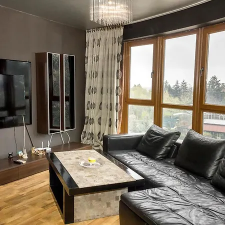 Surrounded By Nature In 1-bdr Flat With Balcony Apartment *